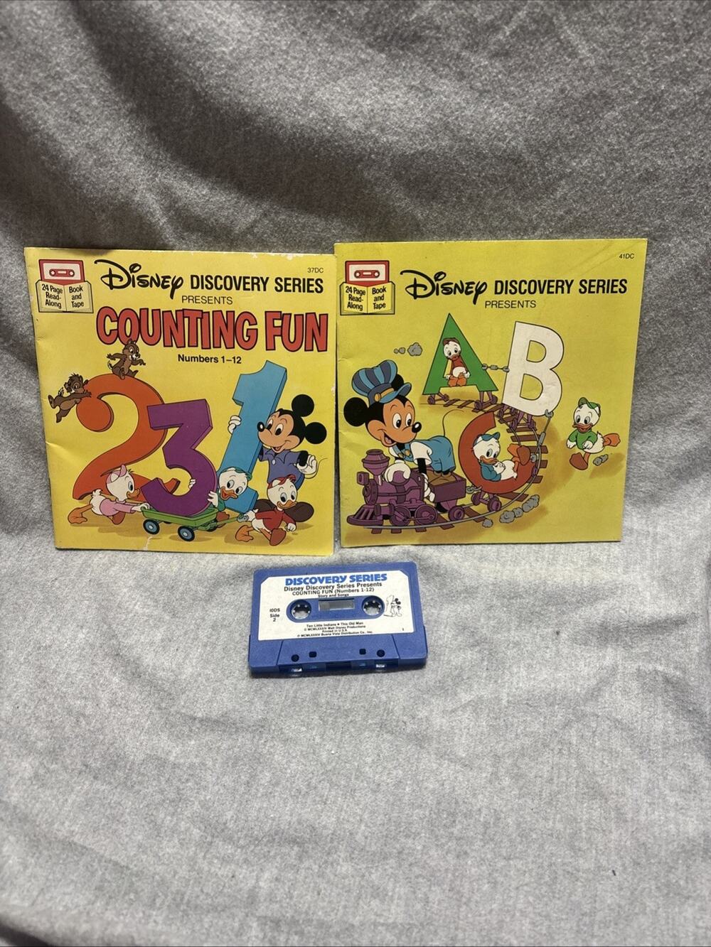 Walt Disney's Discovery Series Vtg Read-Along Book & Cassette Counting Fun, ABCs